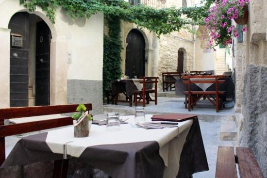 Residence San Luca Βιέστε Εξωτερικό φωτογραφία