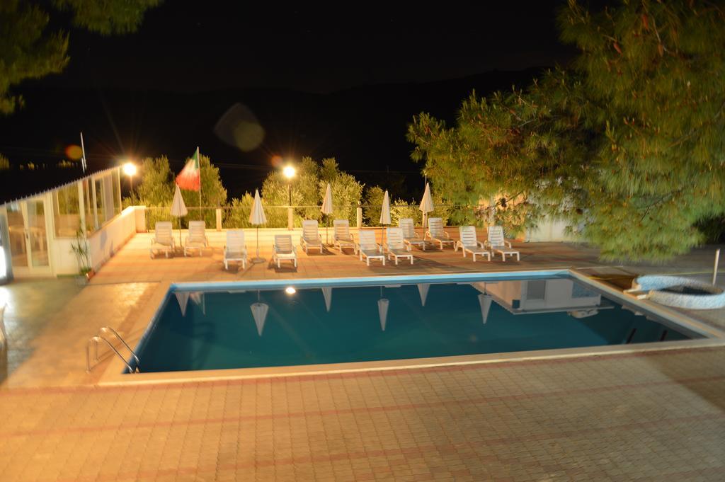 Residence San Luca Βιέστε Εξωτερικό φωτογραφία